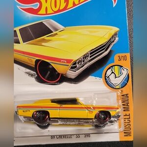 Hot Wheels '69 Chevelle SS 396 - Yellow